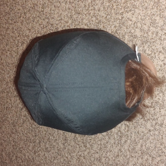 Nike Featherlight Dri-Fit Under Running Company Adjustable Black-White Hat OS - Picture 4 of 11